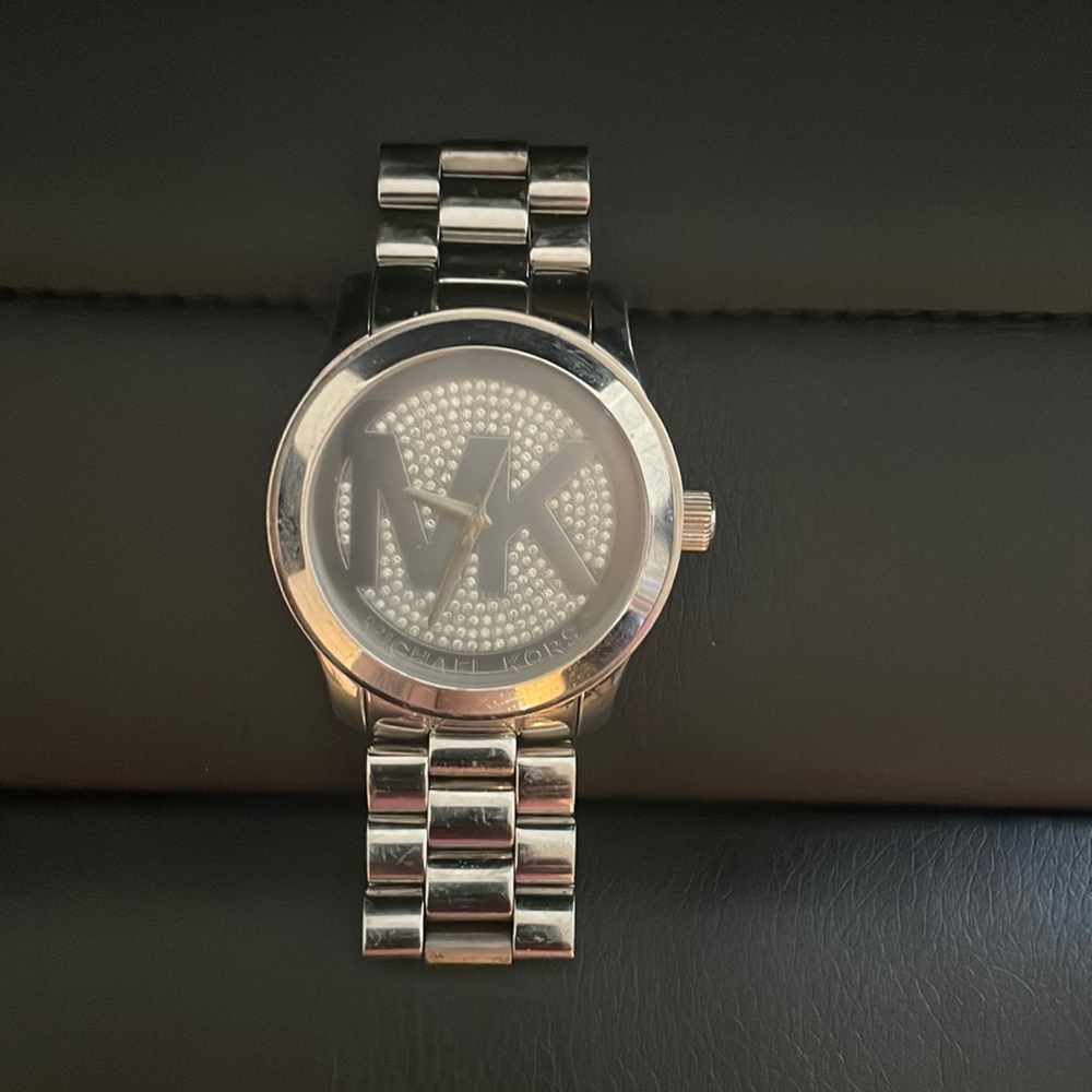 Michael Kors Silver watch with Crystal face